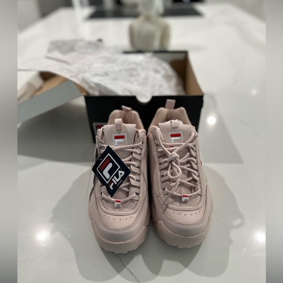 Brand new with 🏷️ Fila sneakers - Picture 2 of 6